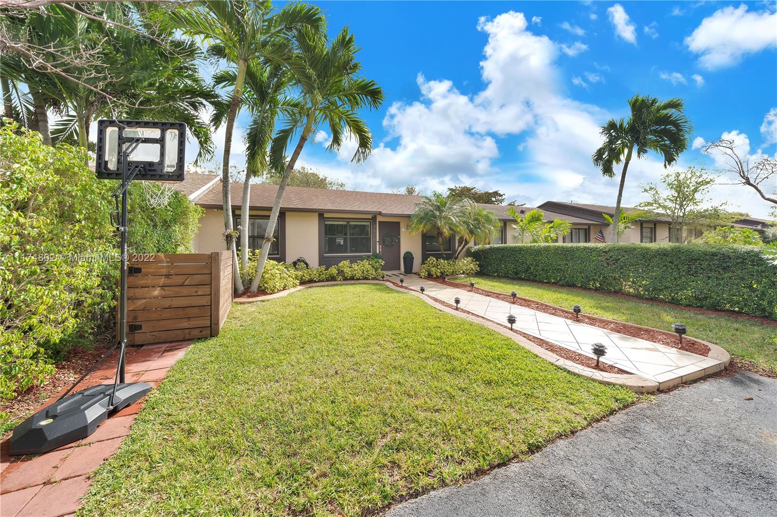 4809 SW 135th Ct Unit: 4809