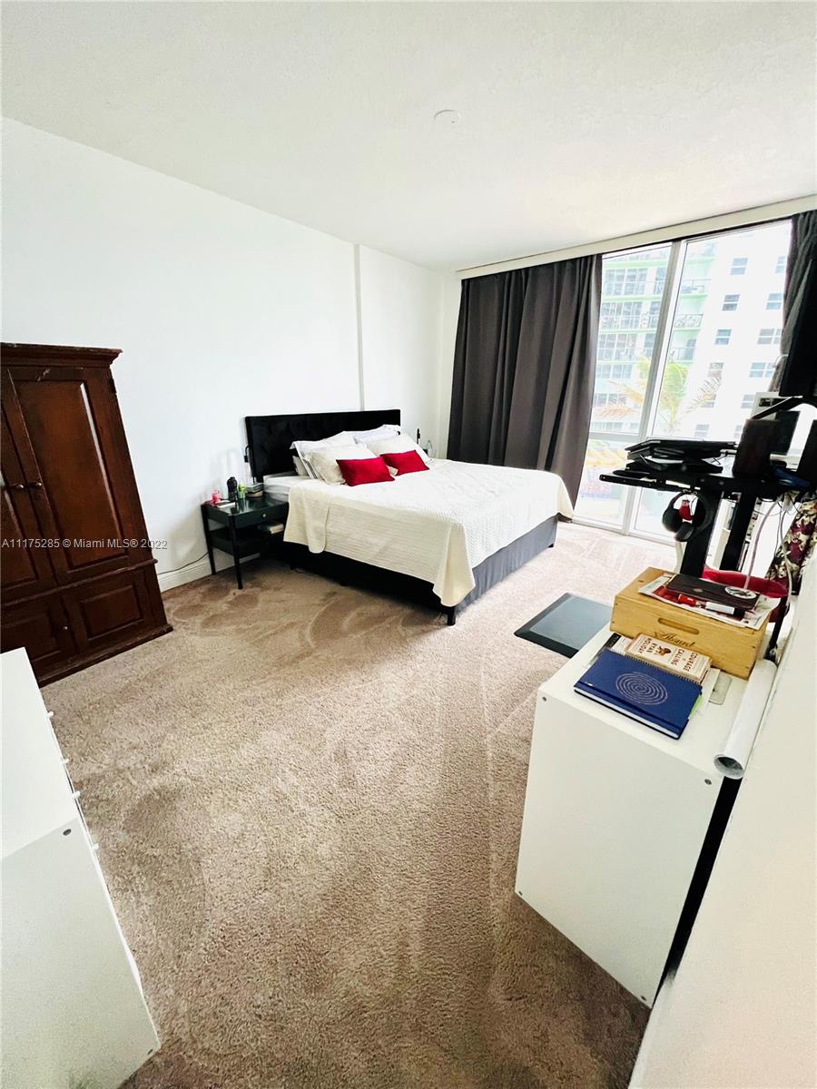 1750 N Bayshore Dr Unit: 1201