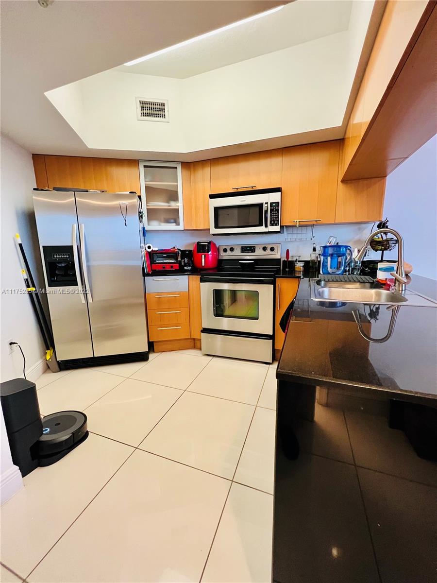 1750 N Bayshore Dr Unit: 1201