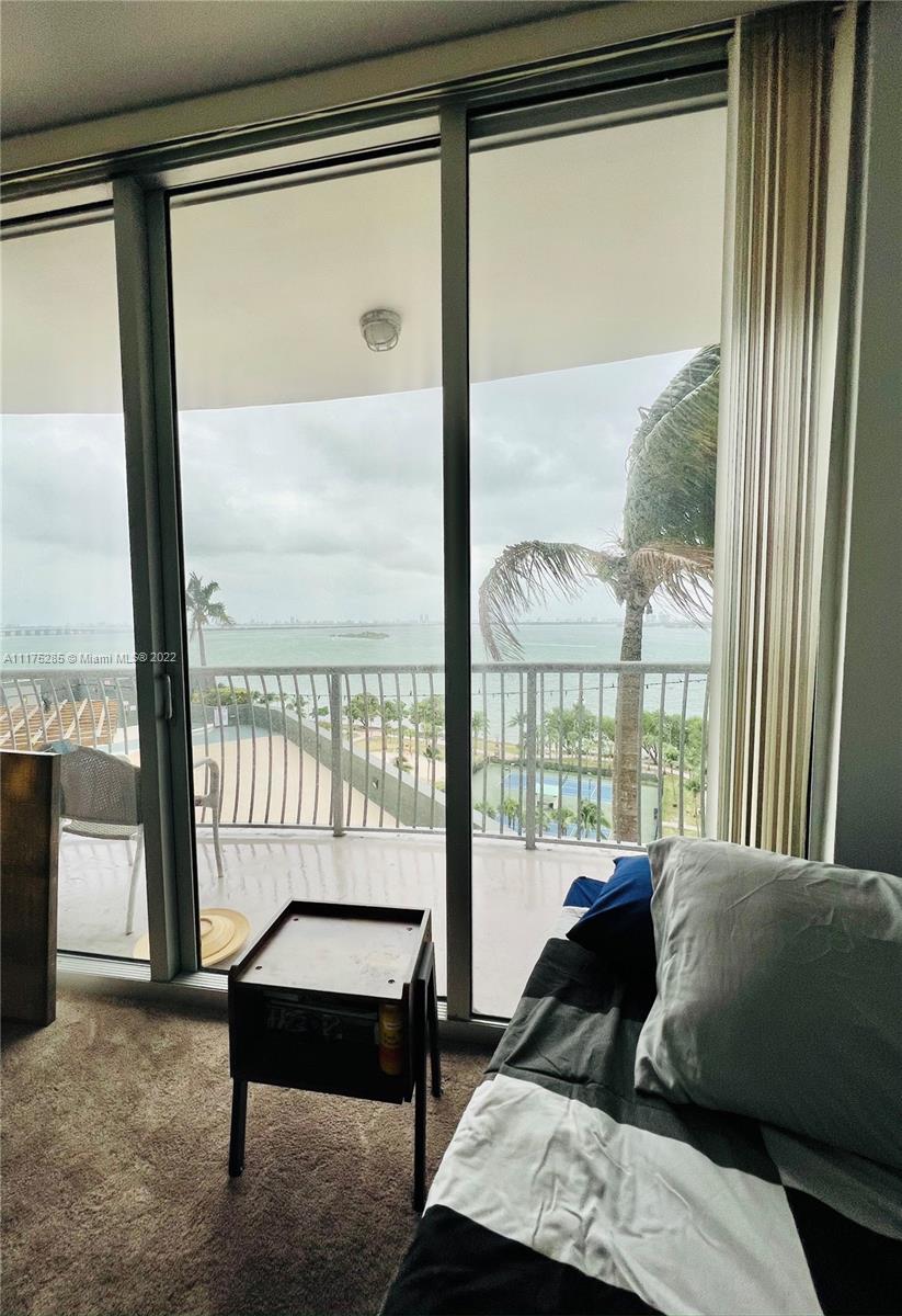 1750 N Bayshore Dr Unit: 1201