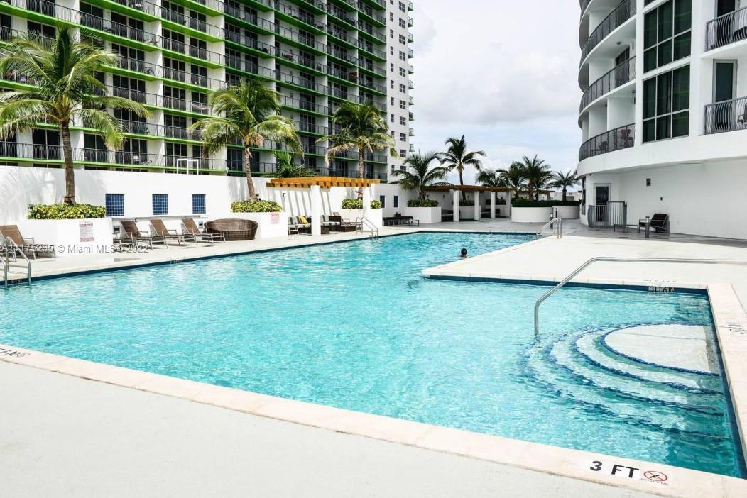 1750 N Bayshore Dr Unit: 1201
