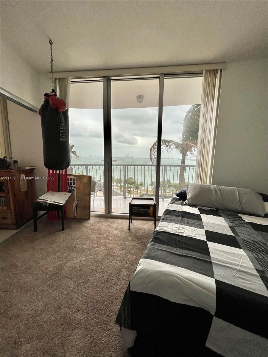 1750 N Bayshore Dr Unit: 1201