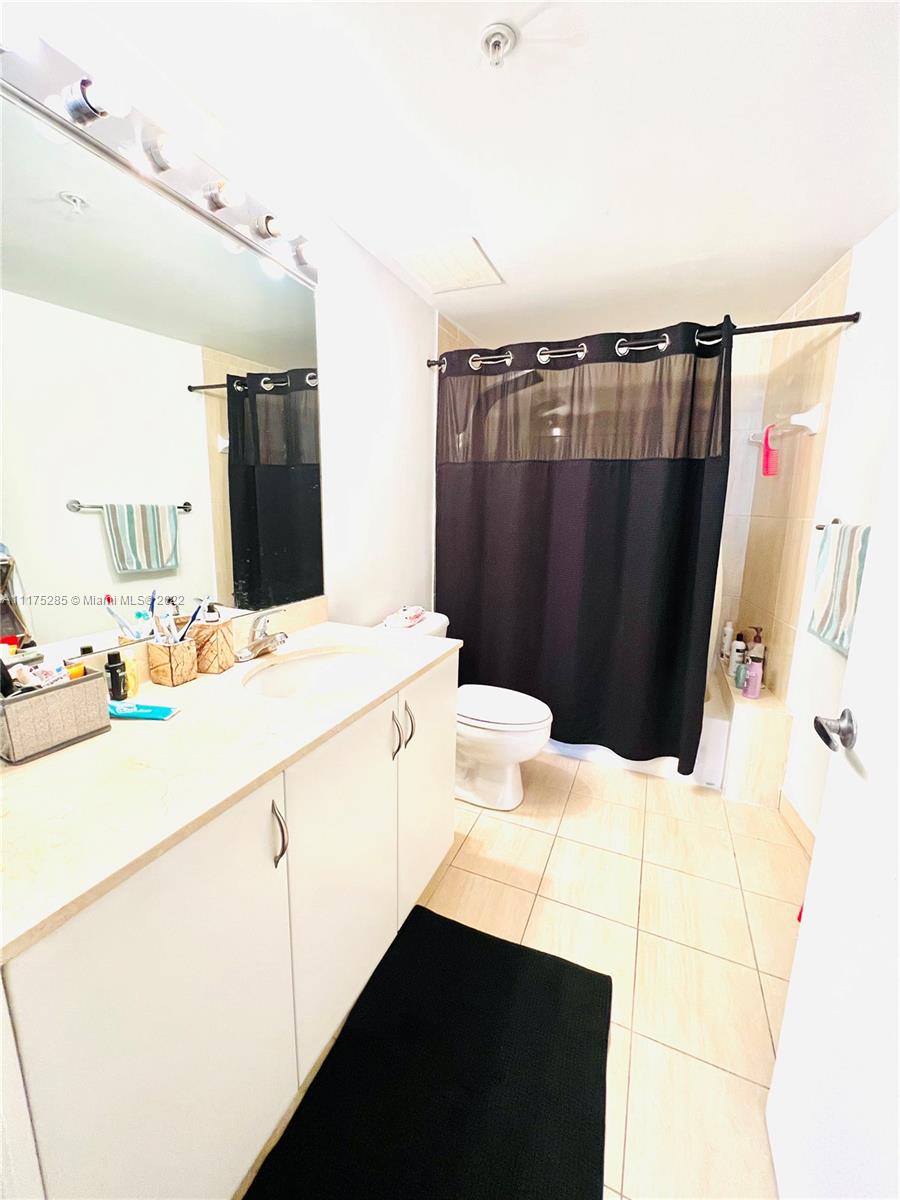 1750 N Bayshore Dr Unit: 1201