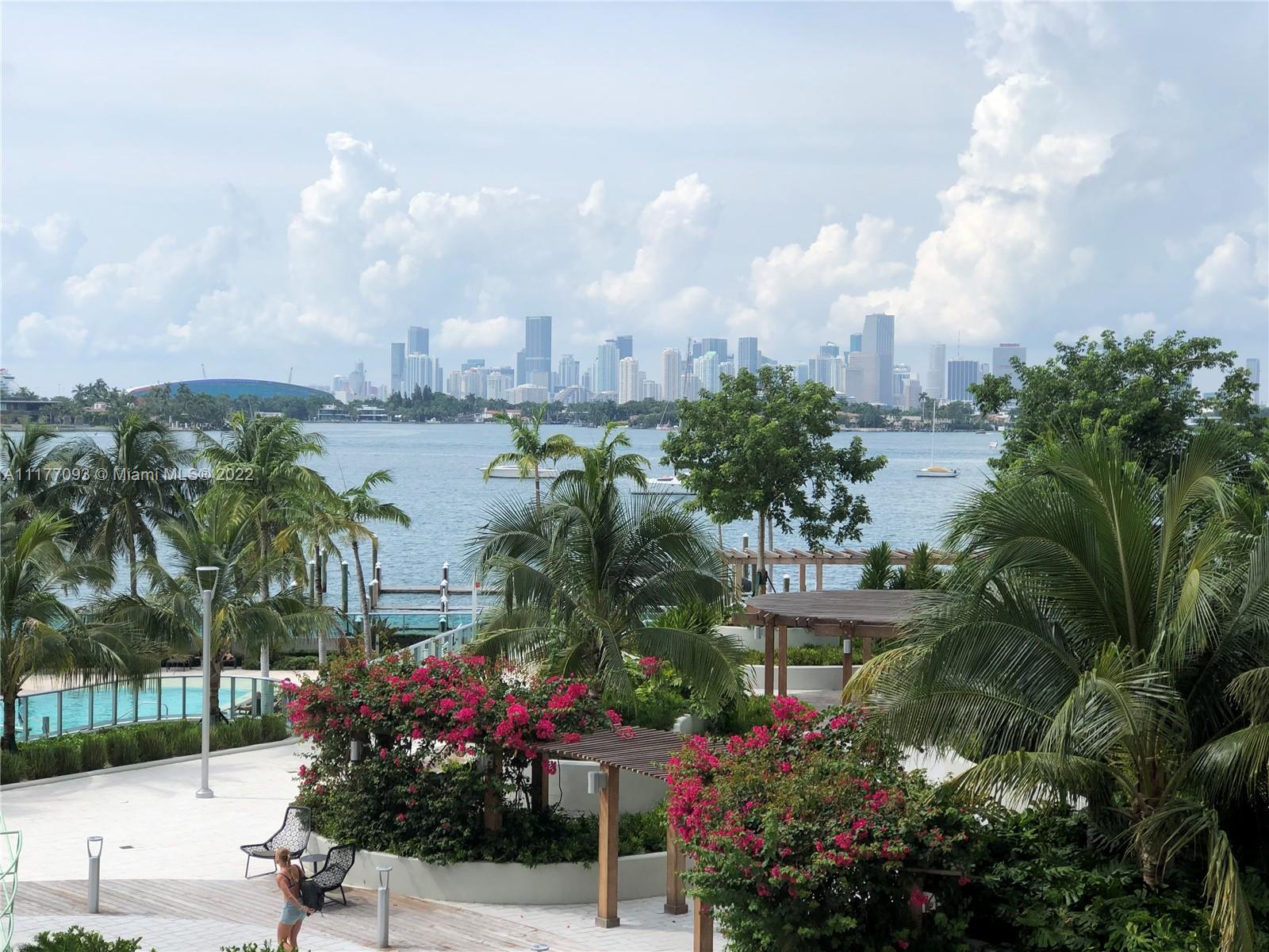1500 Bay Rd Unit: 322S