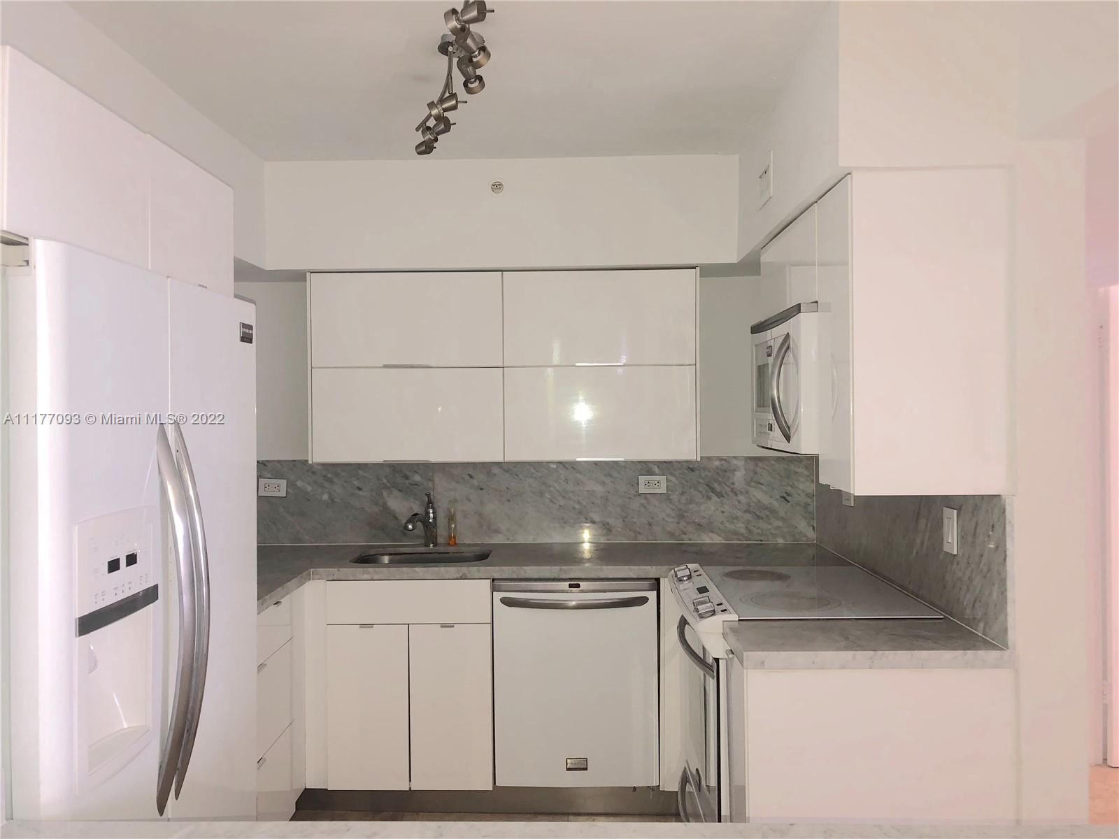 1500 Bay Rd Unit: 322S
