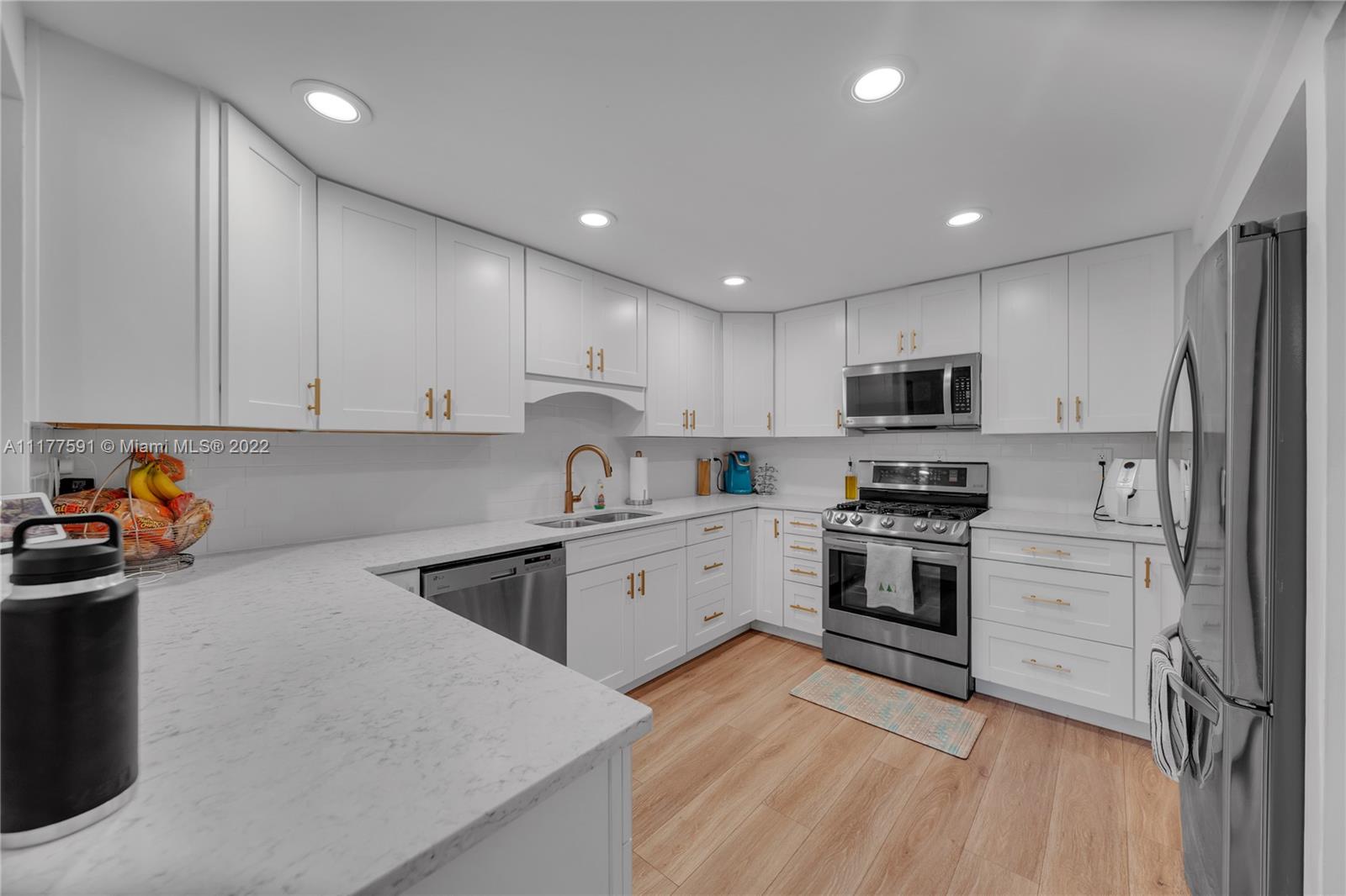 6927 SW 115th Pl Unit: B38
