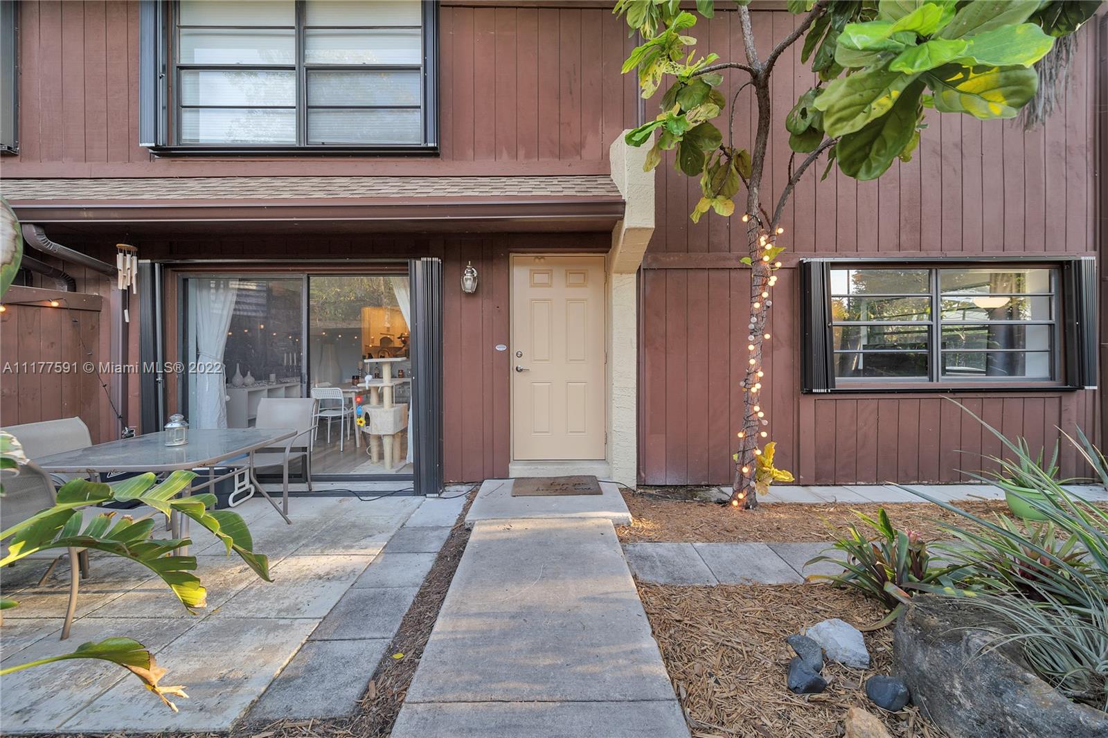 6927 SW 115th Pl Unit: B38