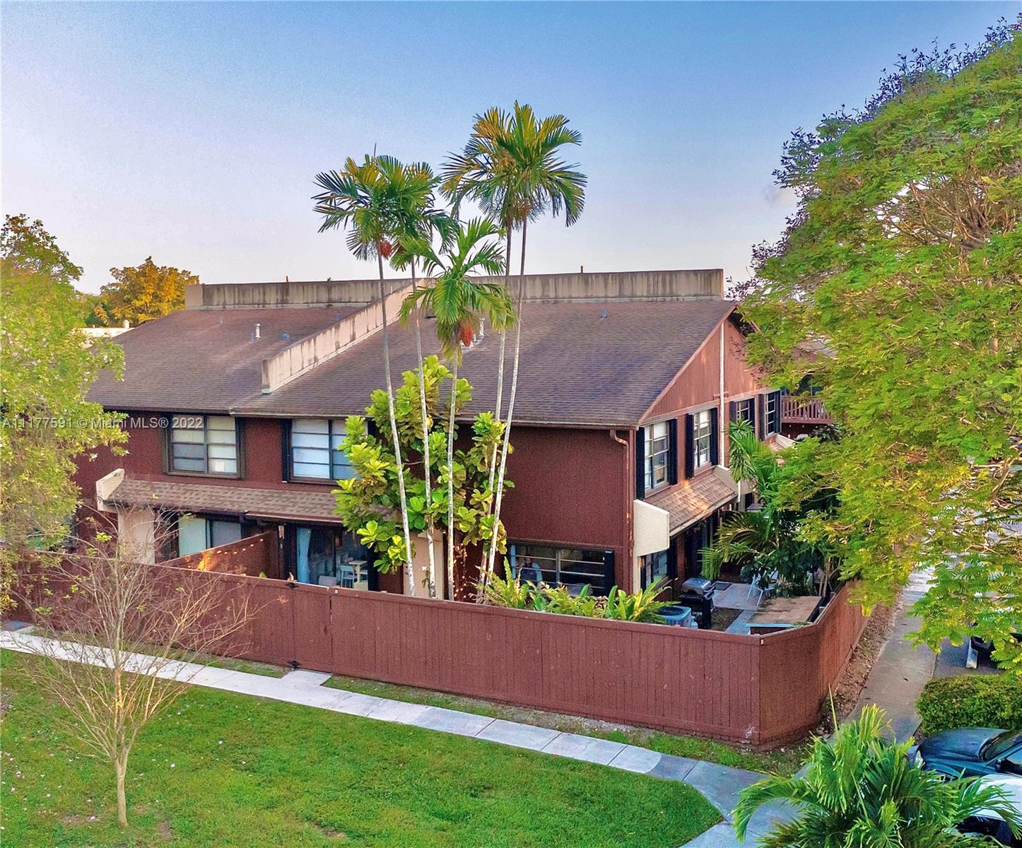 6927 SW 115th Pl Unit: B38