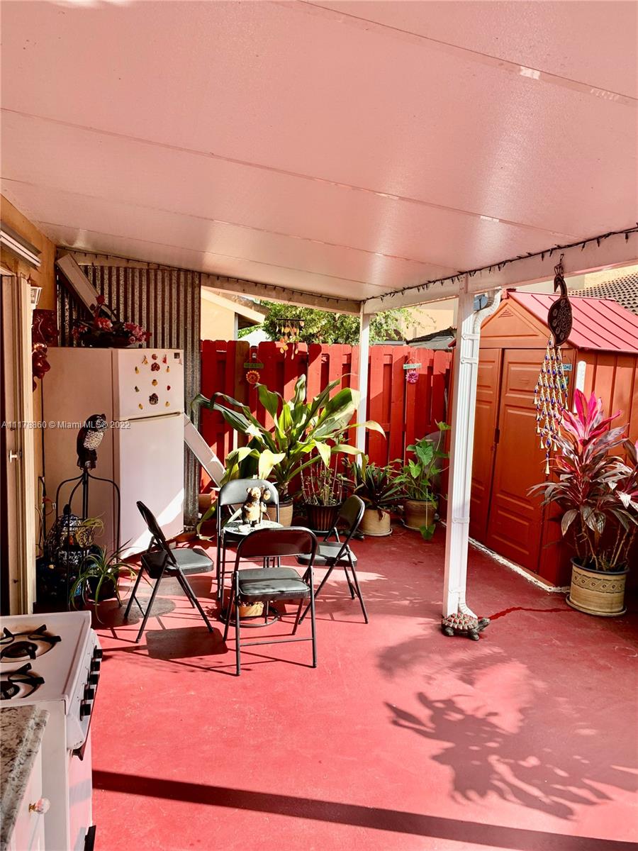 13501 SW 62nd St Unit: 4