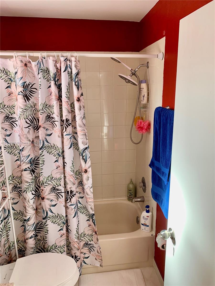 13501 SW 62nd St Unit: 4