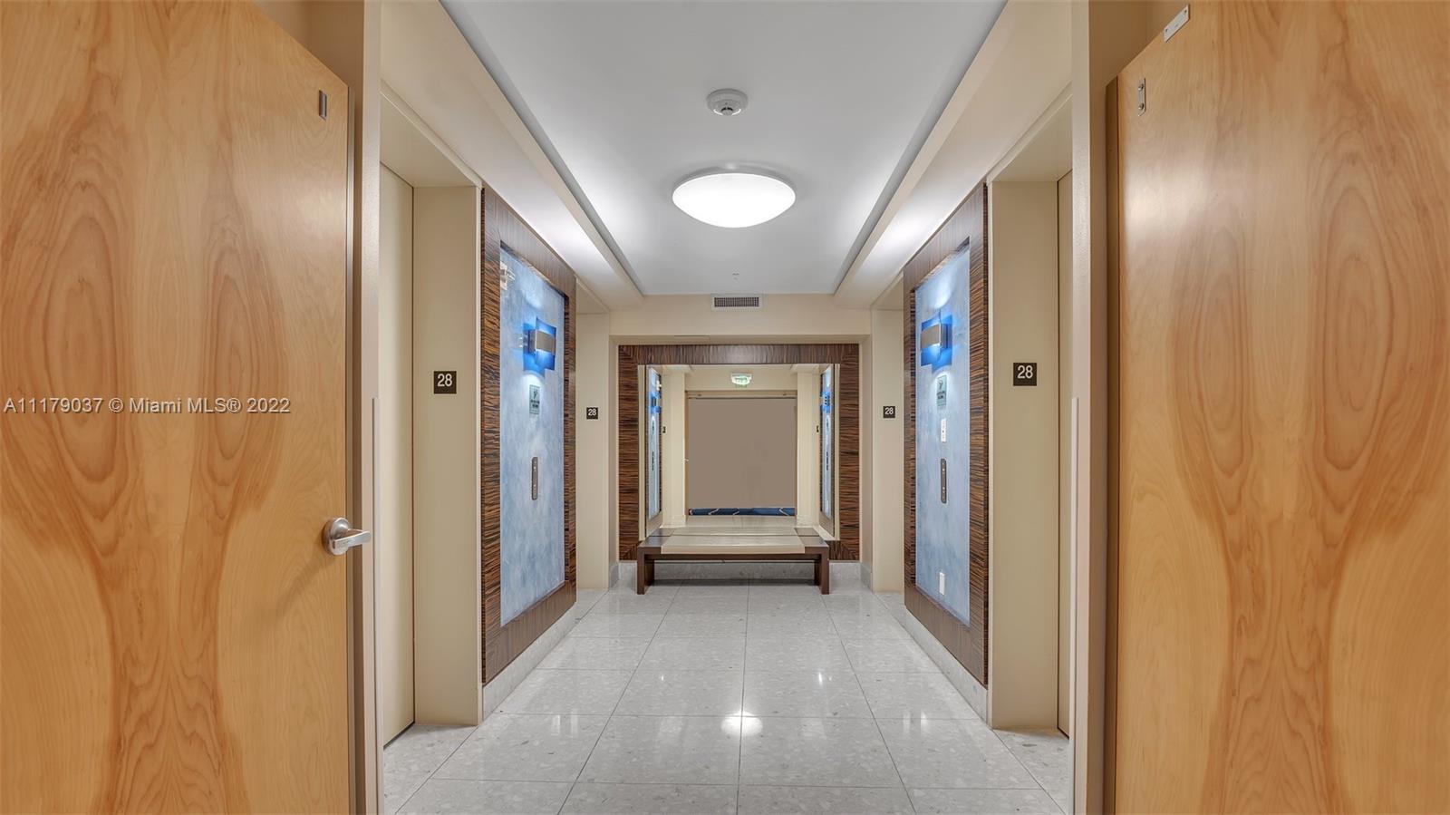 185 SW 7th St Unit: 2809