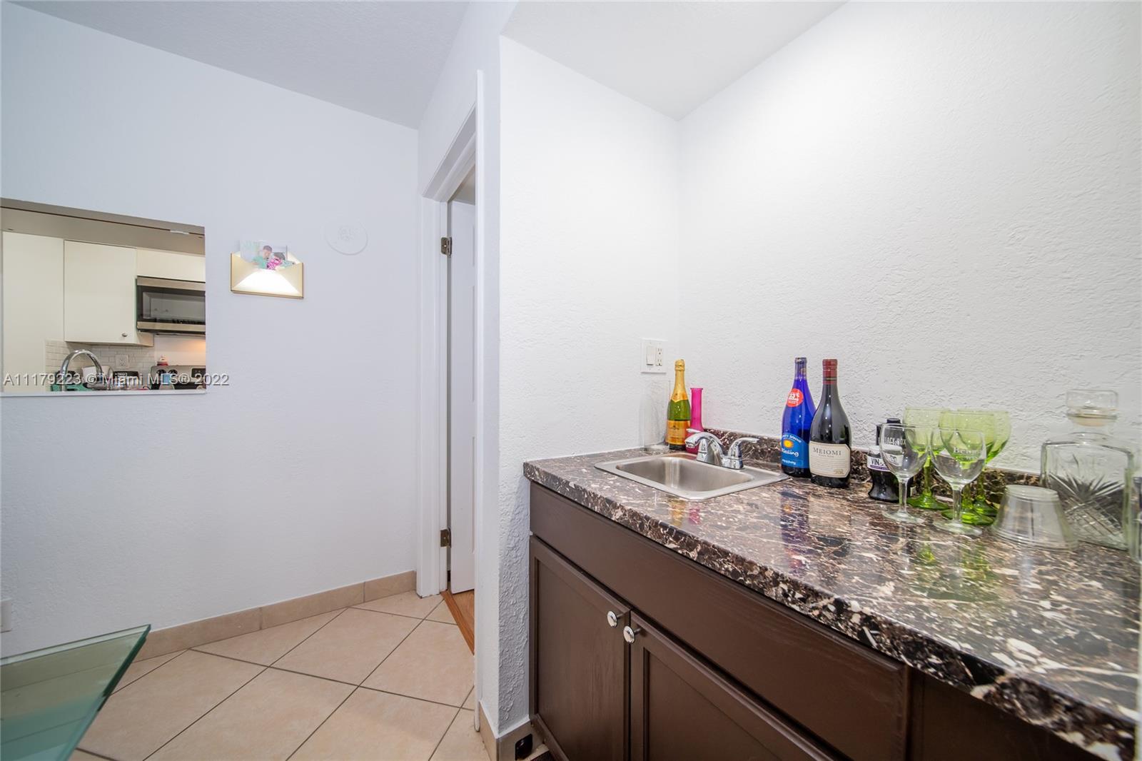 1717 N Bayshore Dr Unit: A-1153