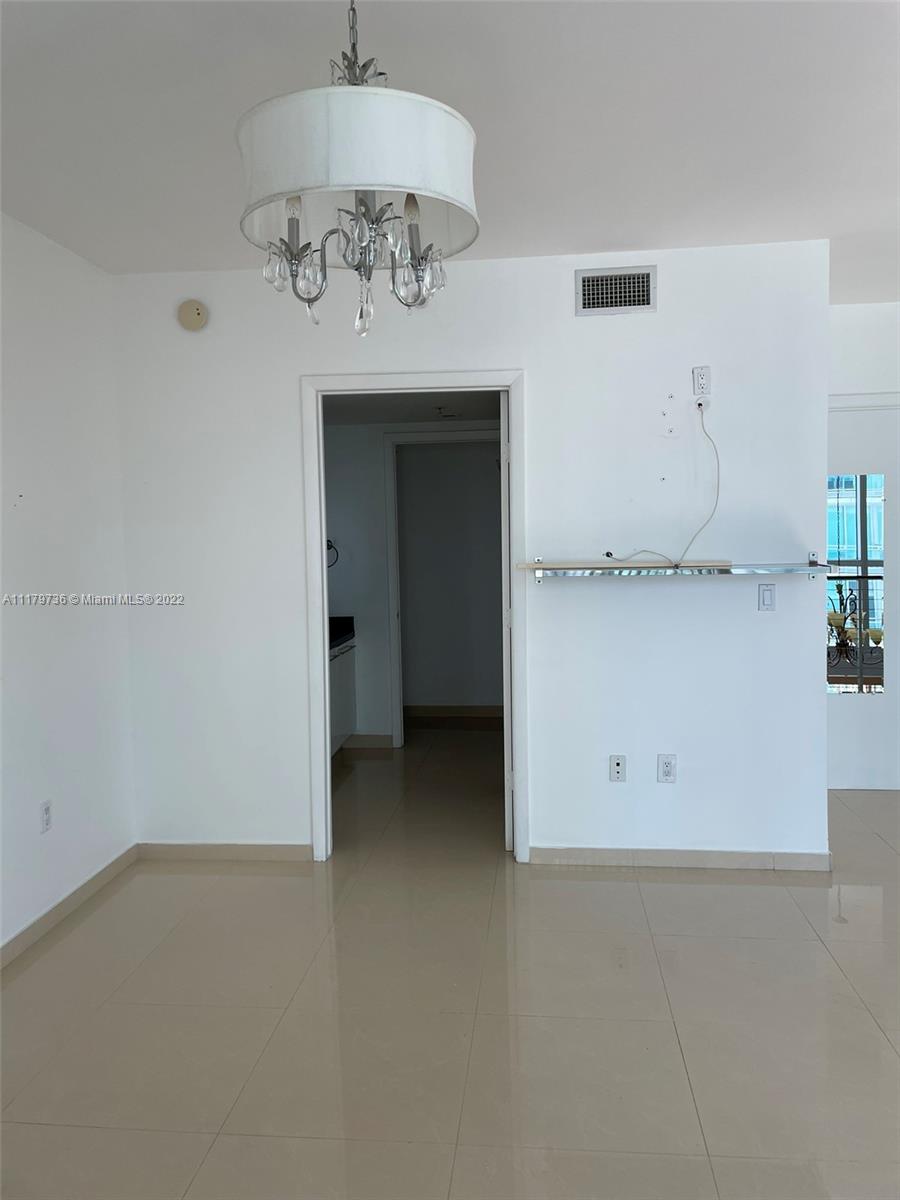 90 SW 3rd St Unit: TH505