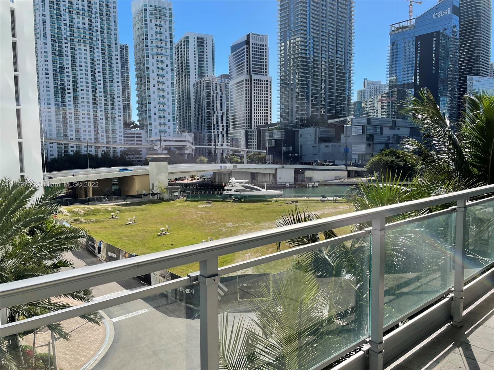 90 SW 3rd St Unit: TH505