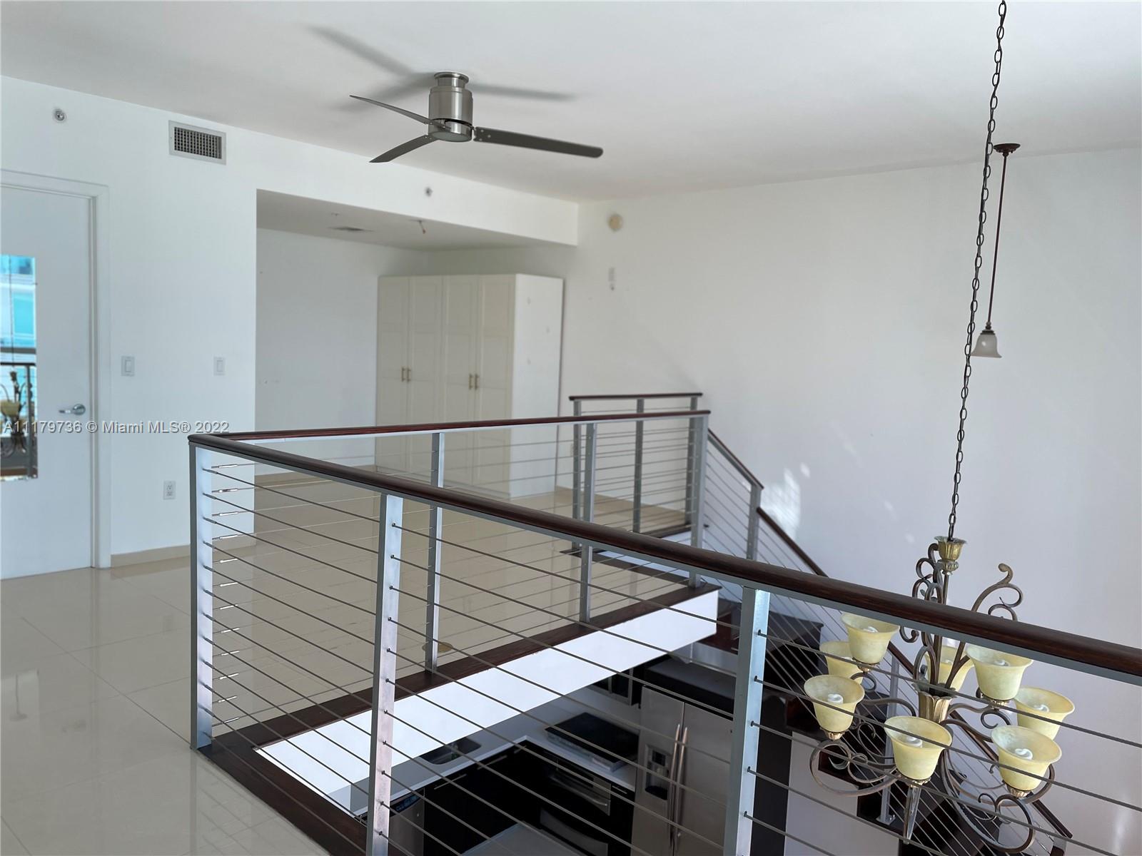90 SW 3rd St Unit: TH505