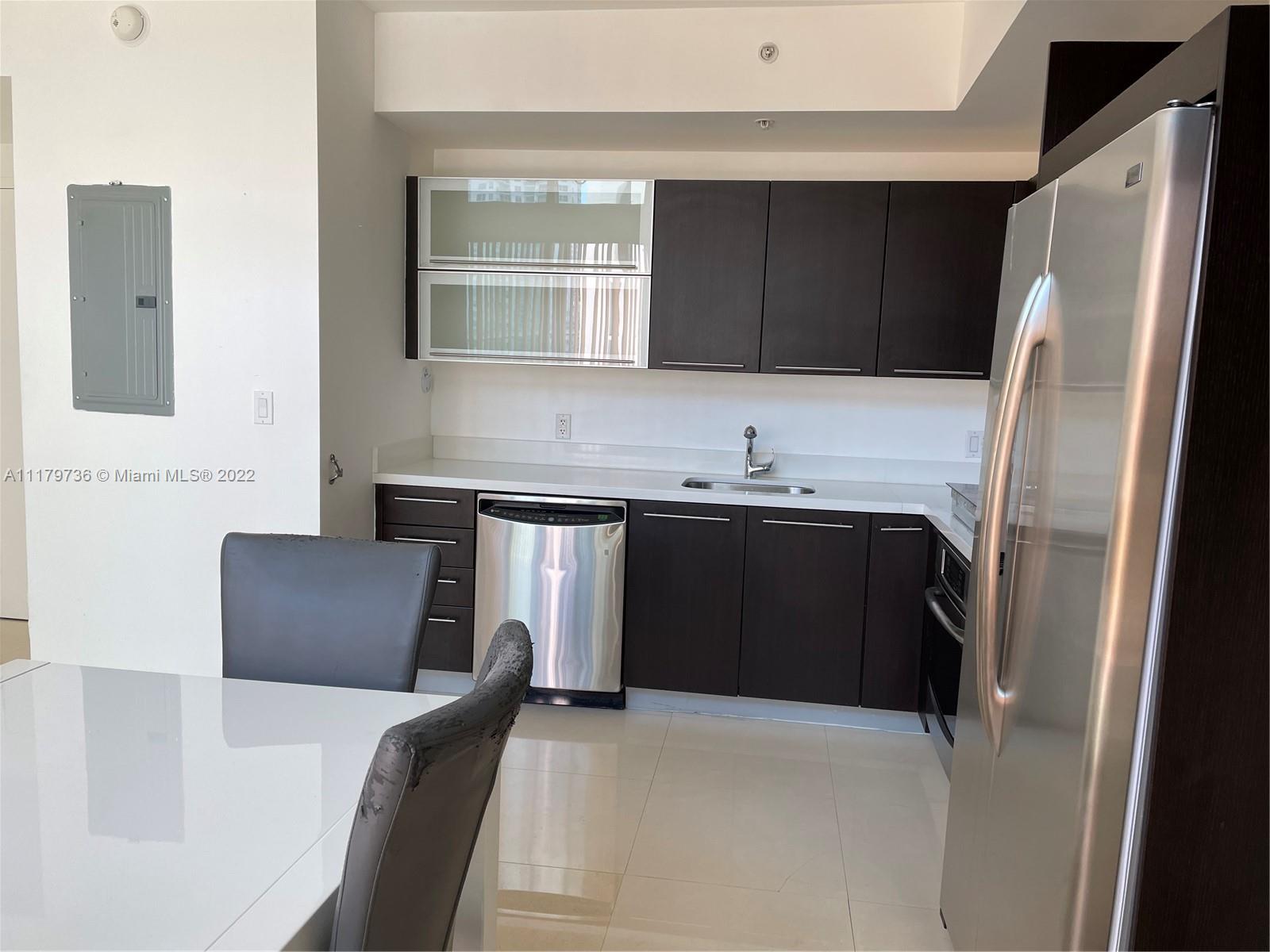 90 SW 3rd St Unit: TH505