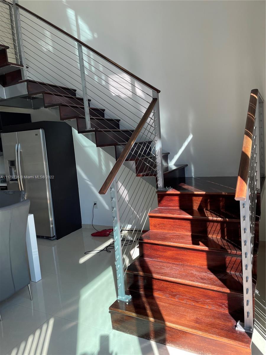 90 SW 3rd St Unit: TH505