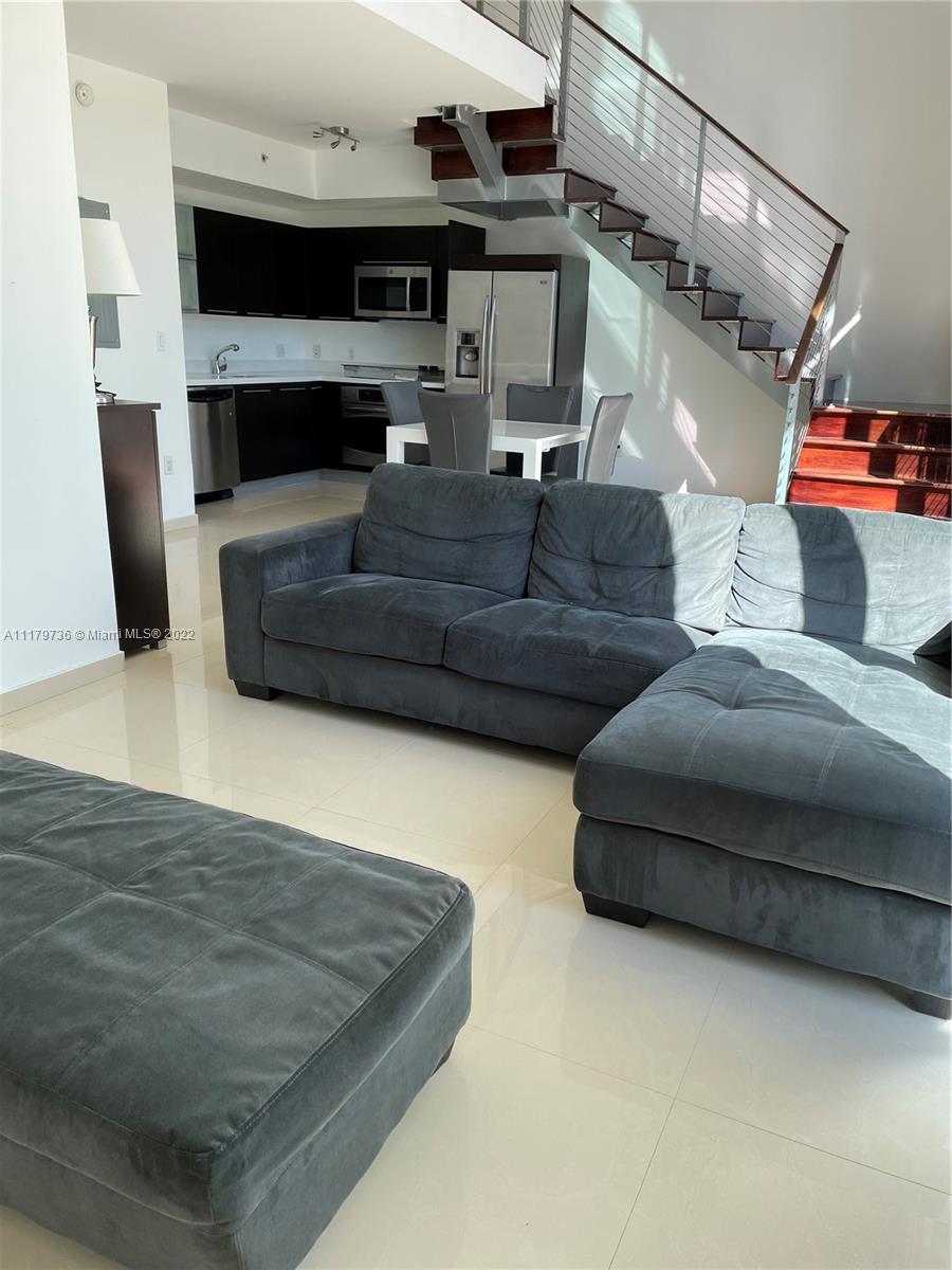 90 SW 3rd St Unit: TH505