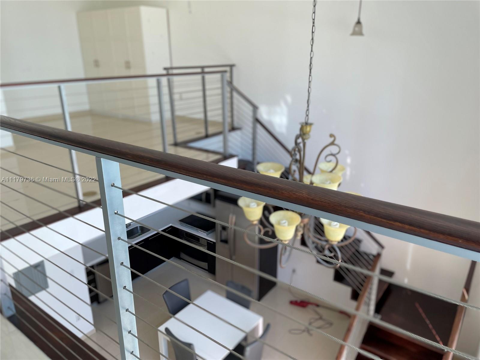 90 SW 3rd St Unit: TH505