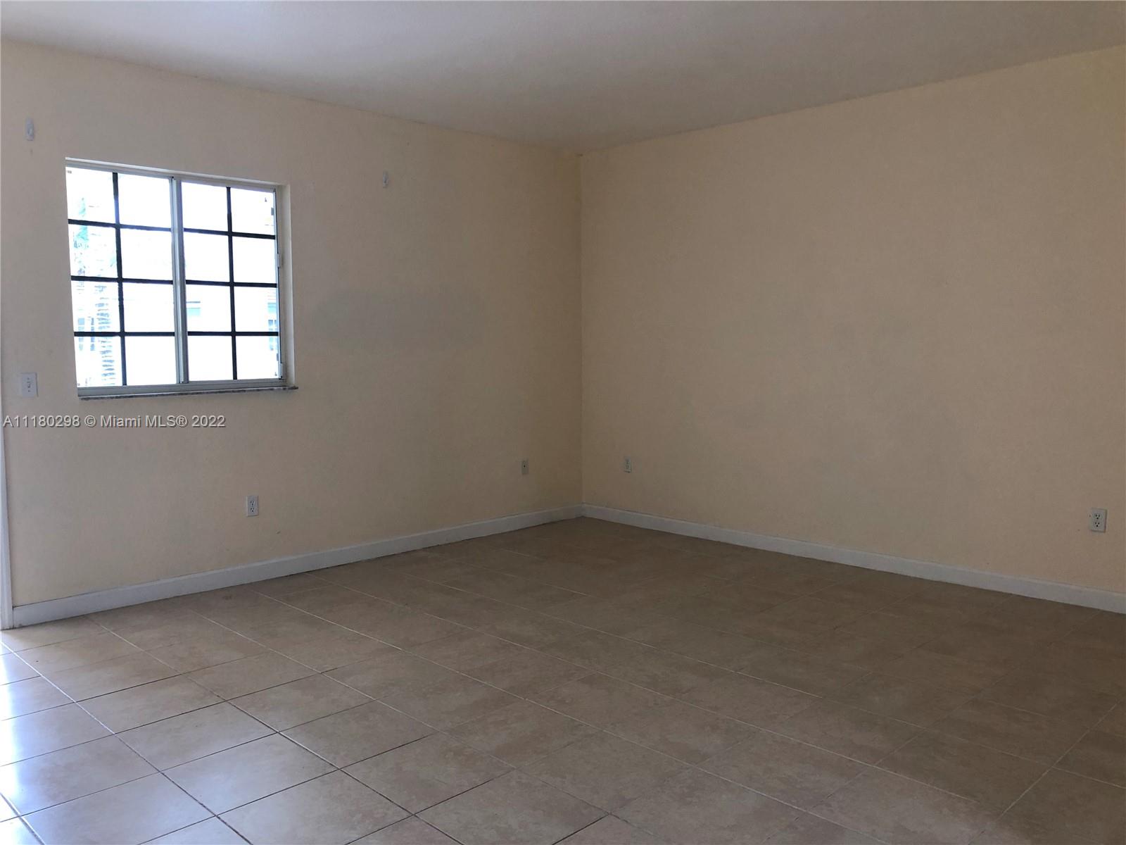 2720 NE 3rd Dr Unit: 203