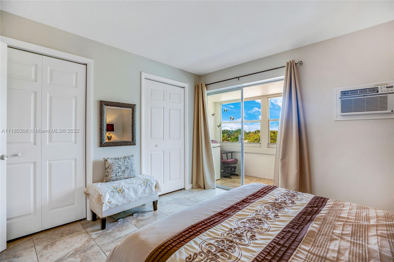 15610 NE 6th Ave Unit: 31C