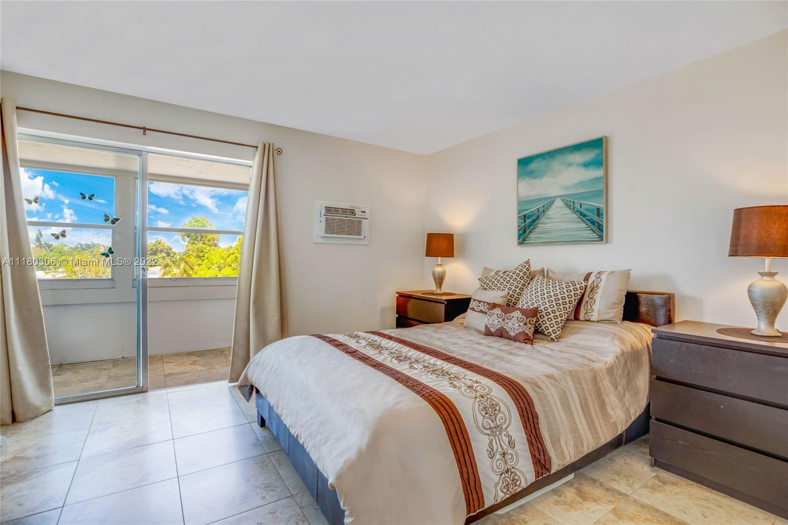 15610 NE 6th Ave Unit: 31C
