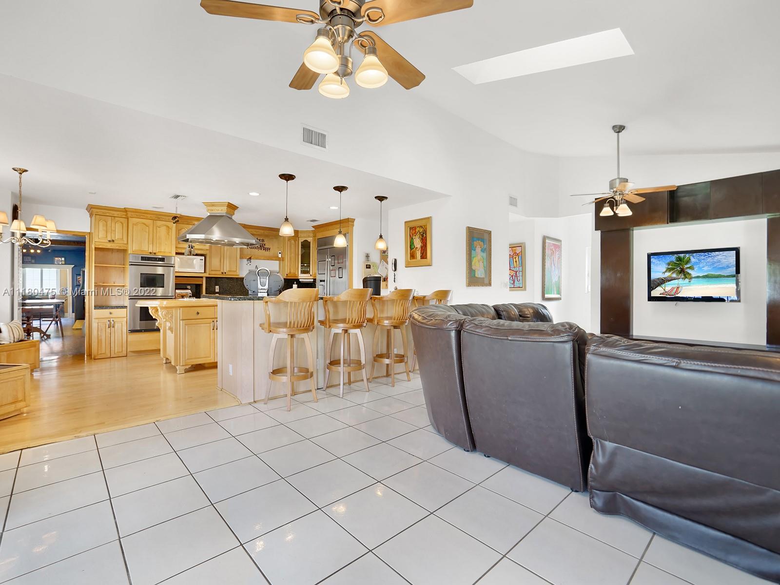 150 NW 123rd Ave