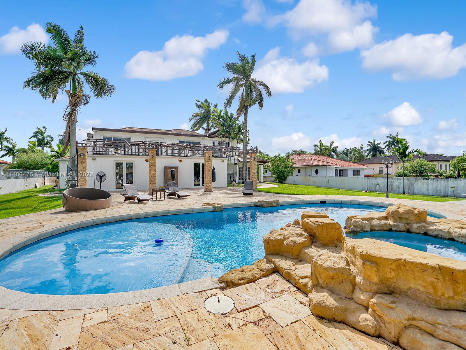 150 NW 123rd Ave
