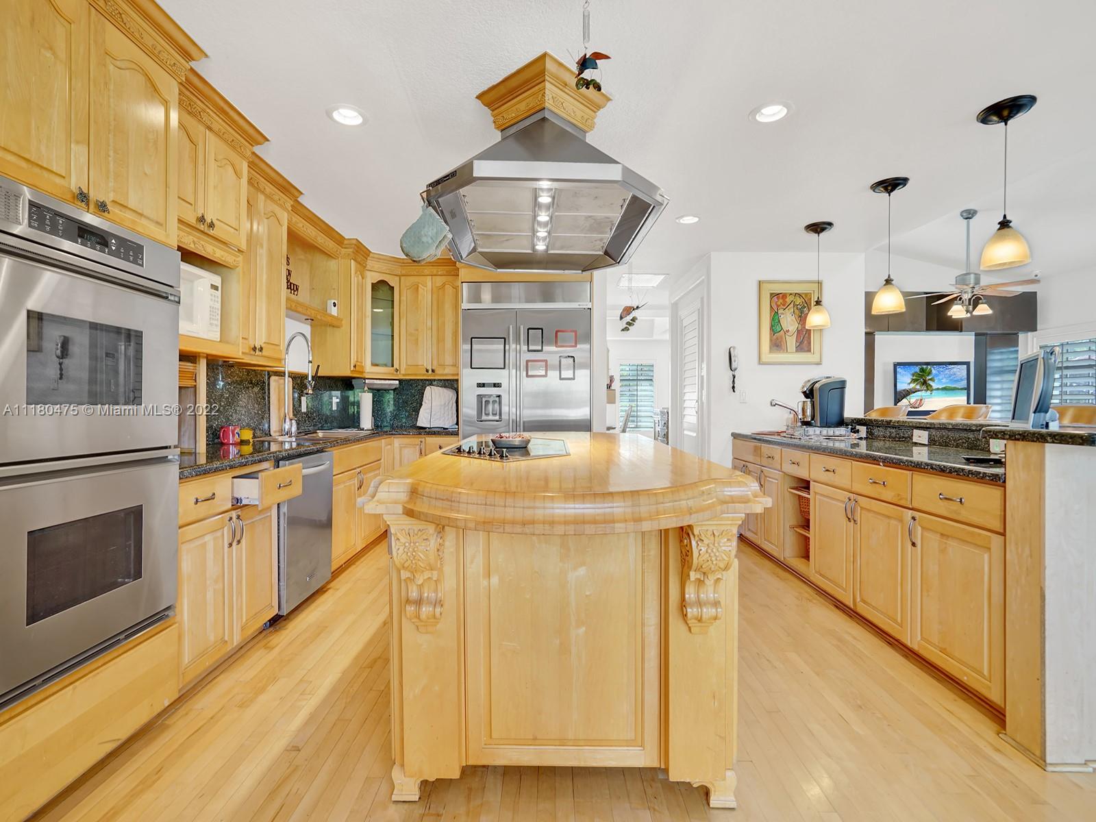 150 NW 123rd Ave