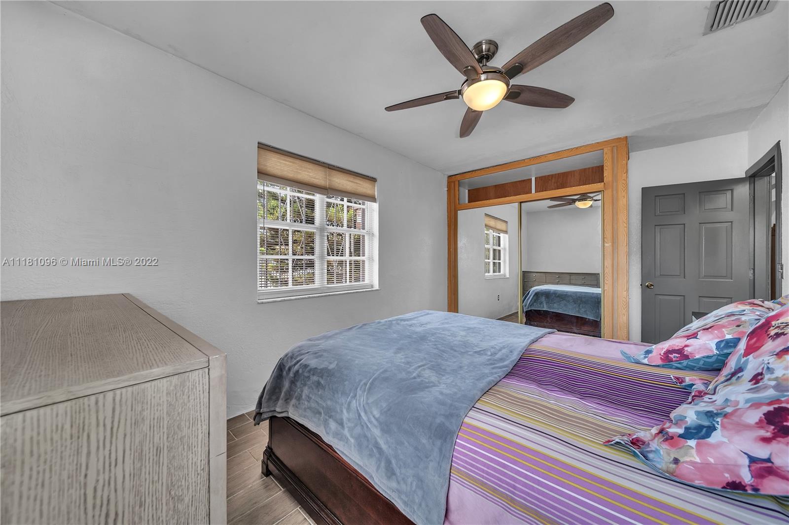 211 SW 60th Ave