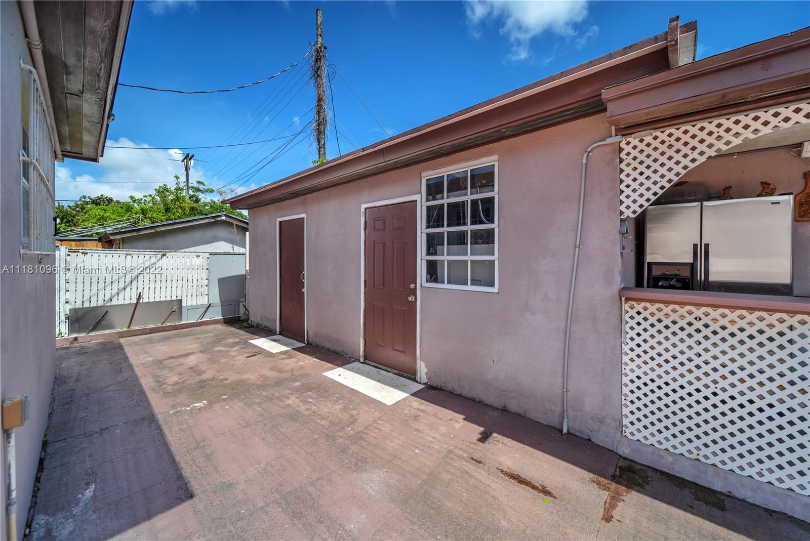 211 SW 60th Ave