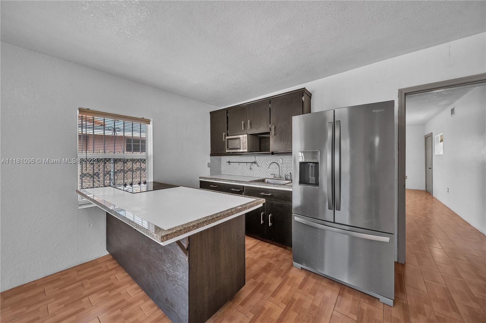 211 SW 60th Ave