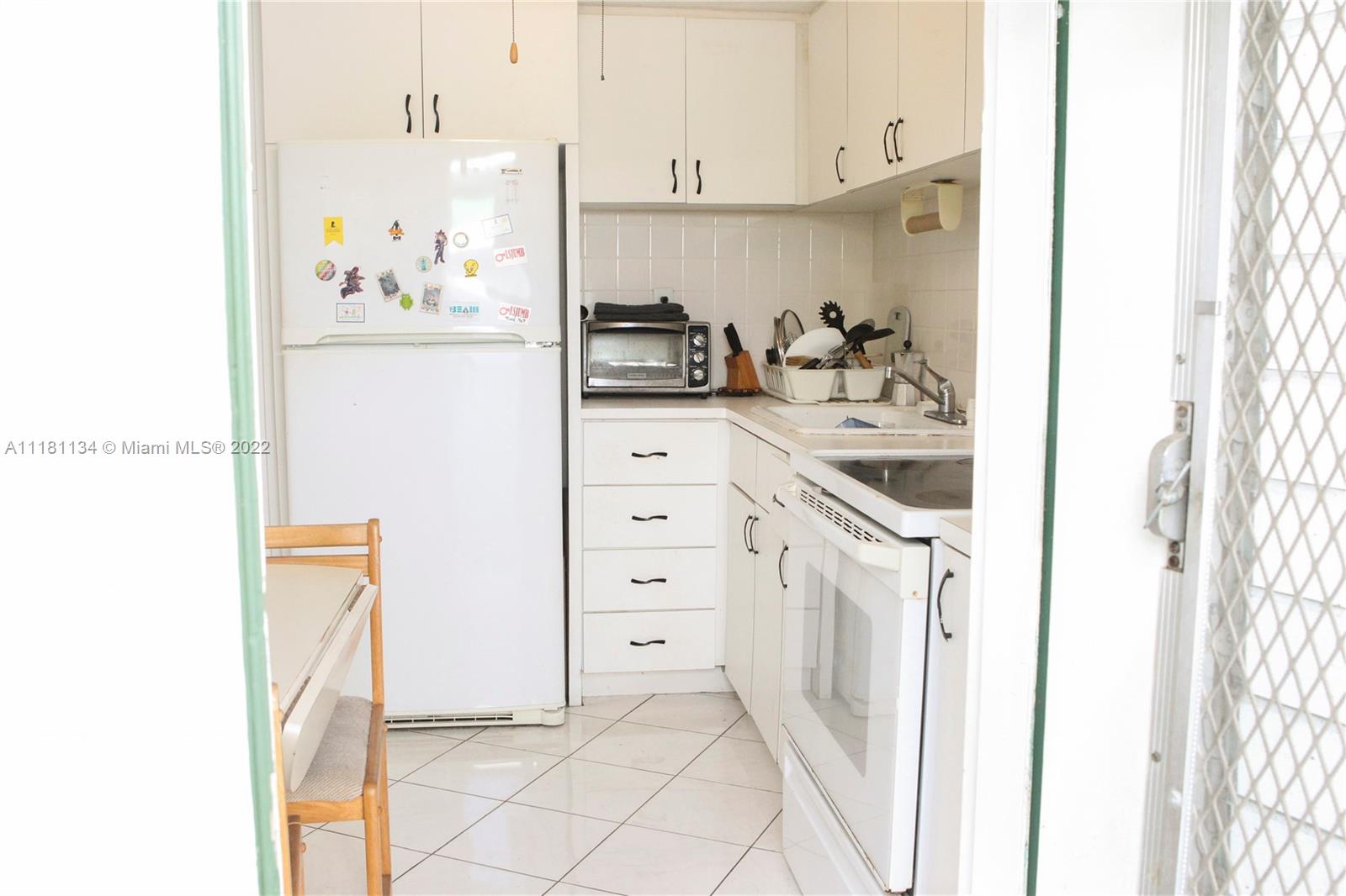 18720 NE 18th Ave Unit: 215