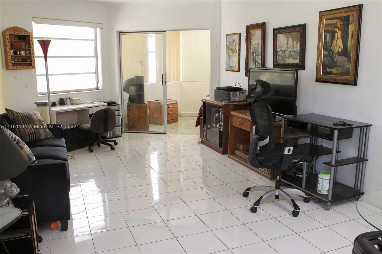 18720 NE 18th Ave Unit: 215