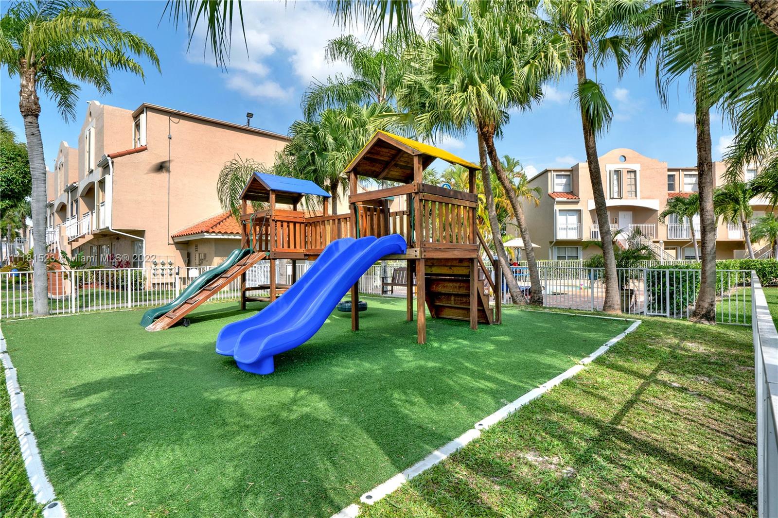 510 NW 86th Pl Unit: 12-208