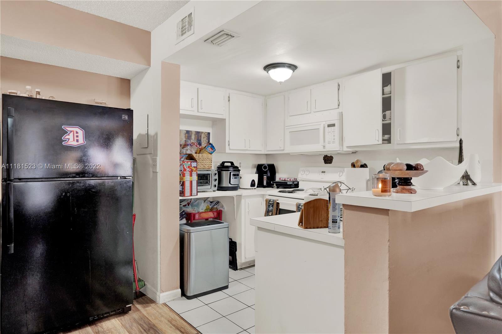510 NW 86th Pl Unit: 12-208