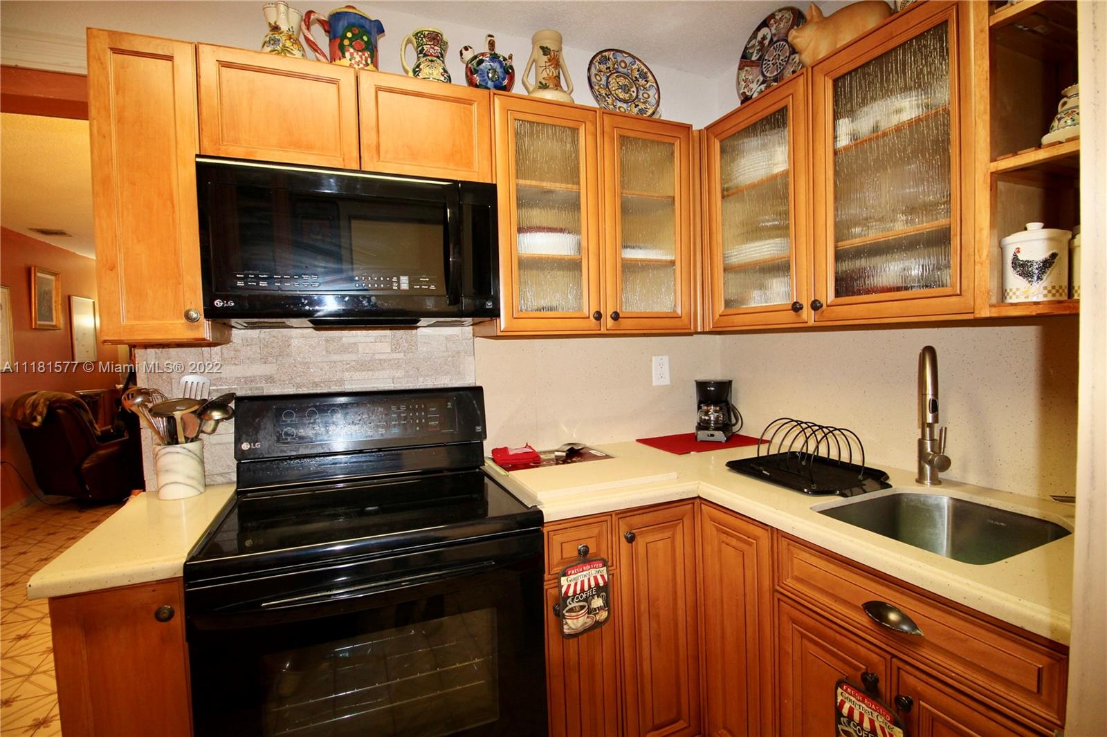 16790 NE 14th Ave Unit: 202