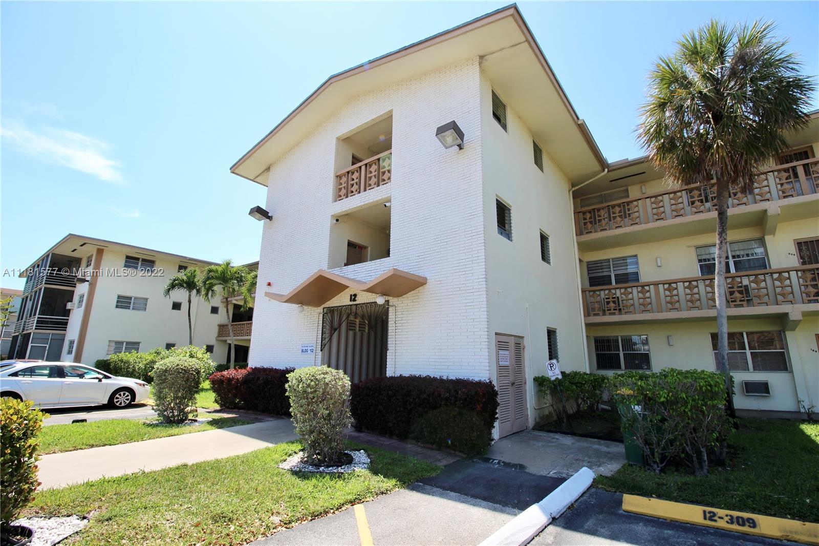16790 NE 14th Ave Unit: 202
