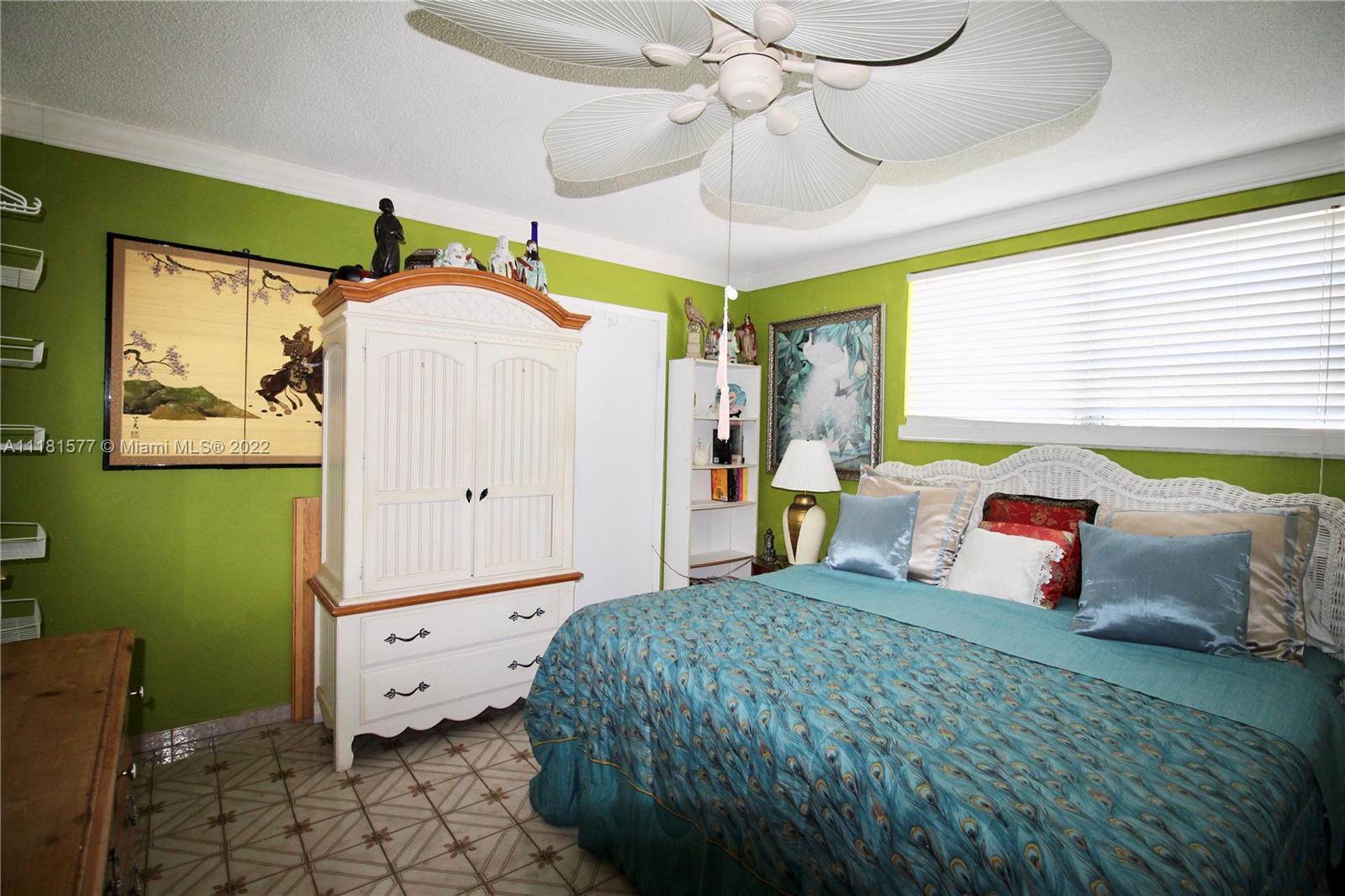 16790 NE 14th Ave Unit: 202