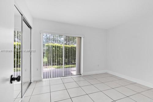 8335 SW 72nd Ave Unit: 112D