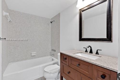 8335 SW 72nd Ave Unit: 112D