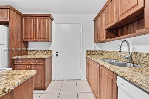8335 SW 72nd Ave Unit: 112D