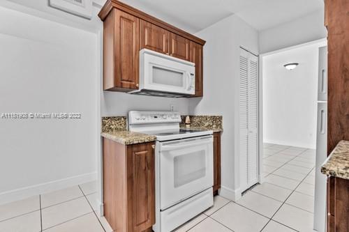8335 SW 72nd Ave Unit: 112D