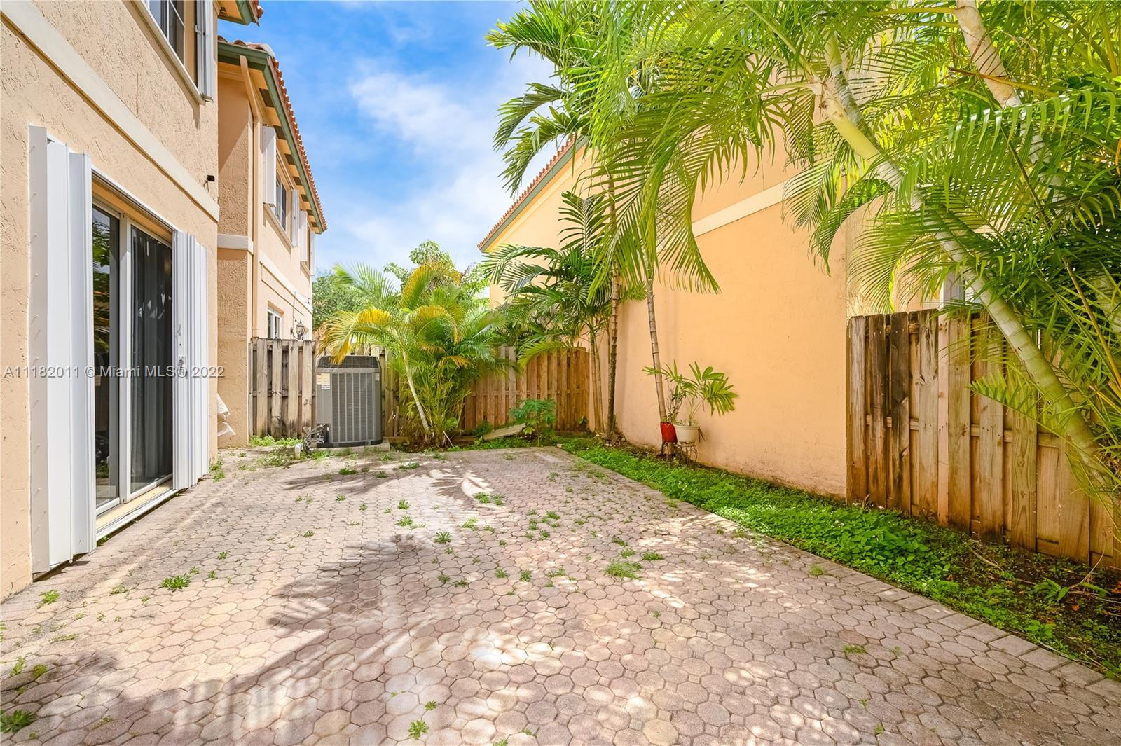 8348 NW 143rd Ter