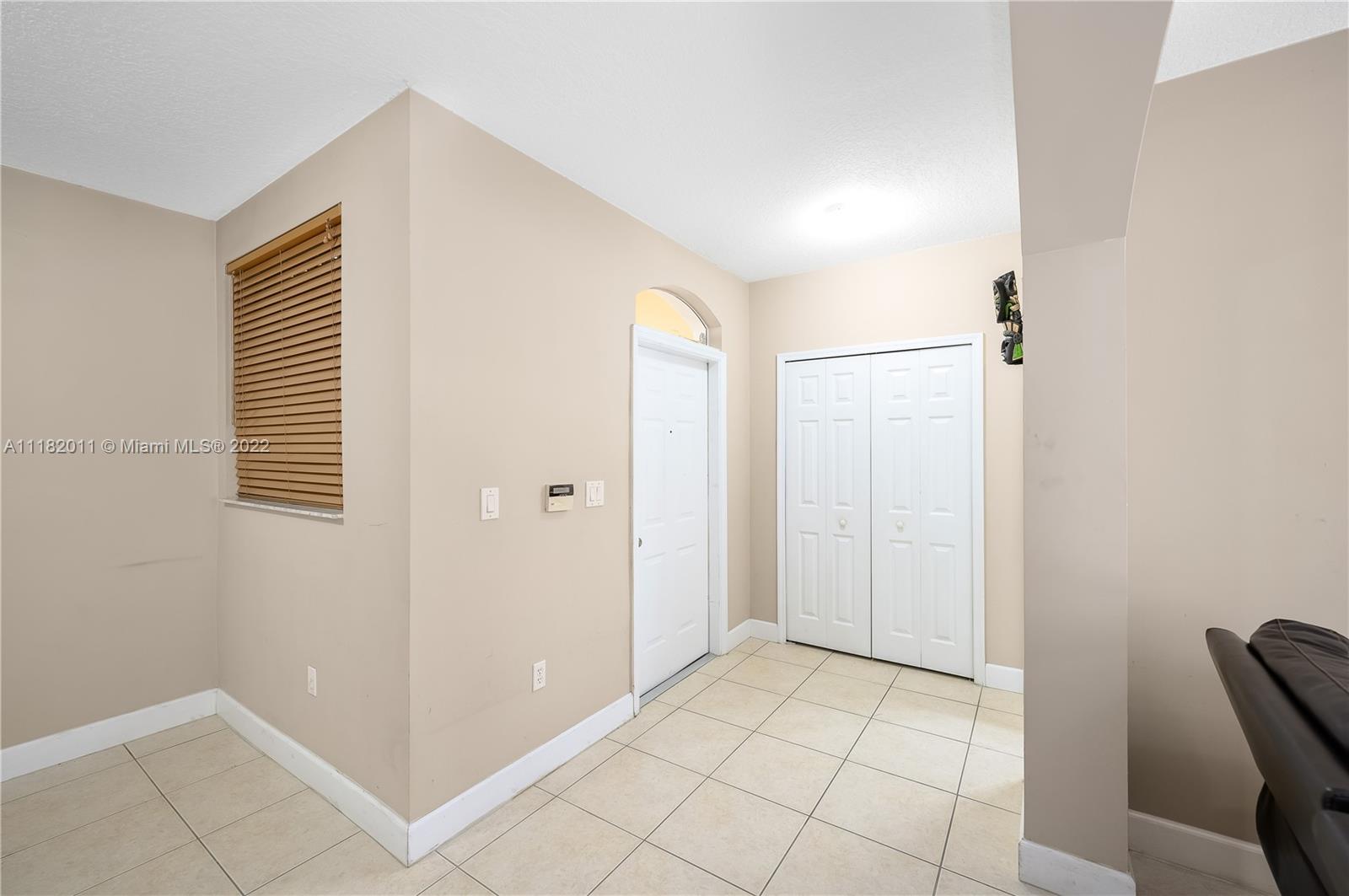 8348 NW 143rd Ter