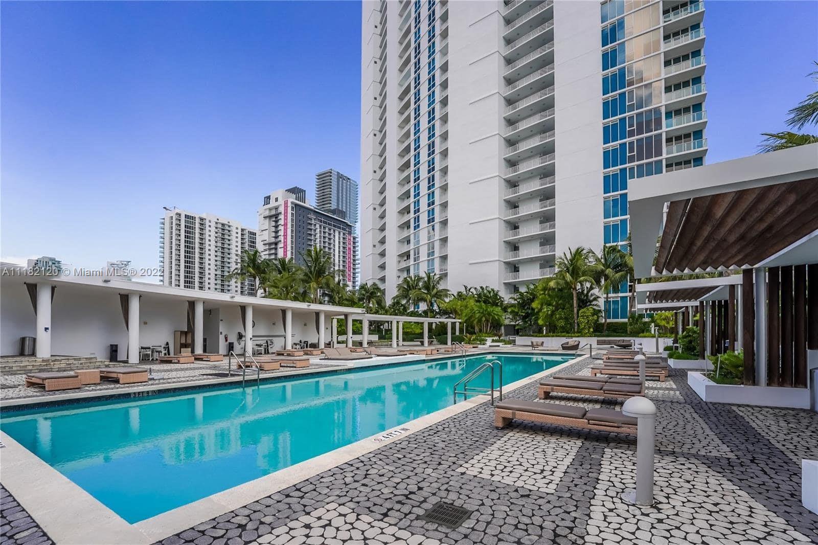2020 N Bayshore Dr Unit: 3508