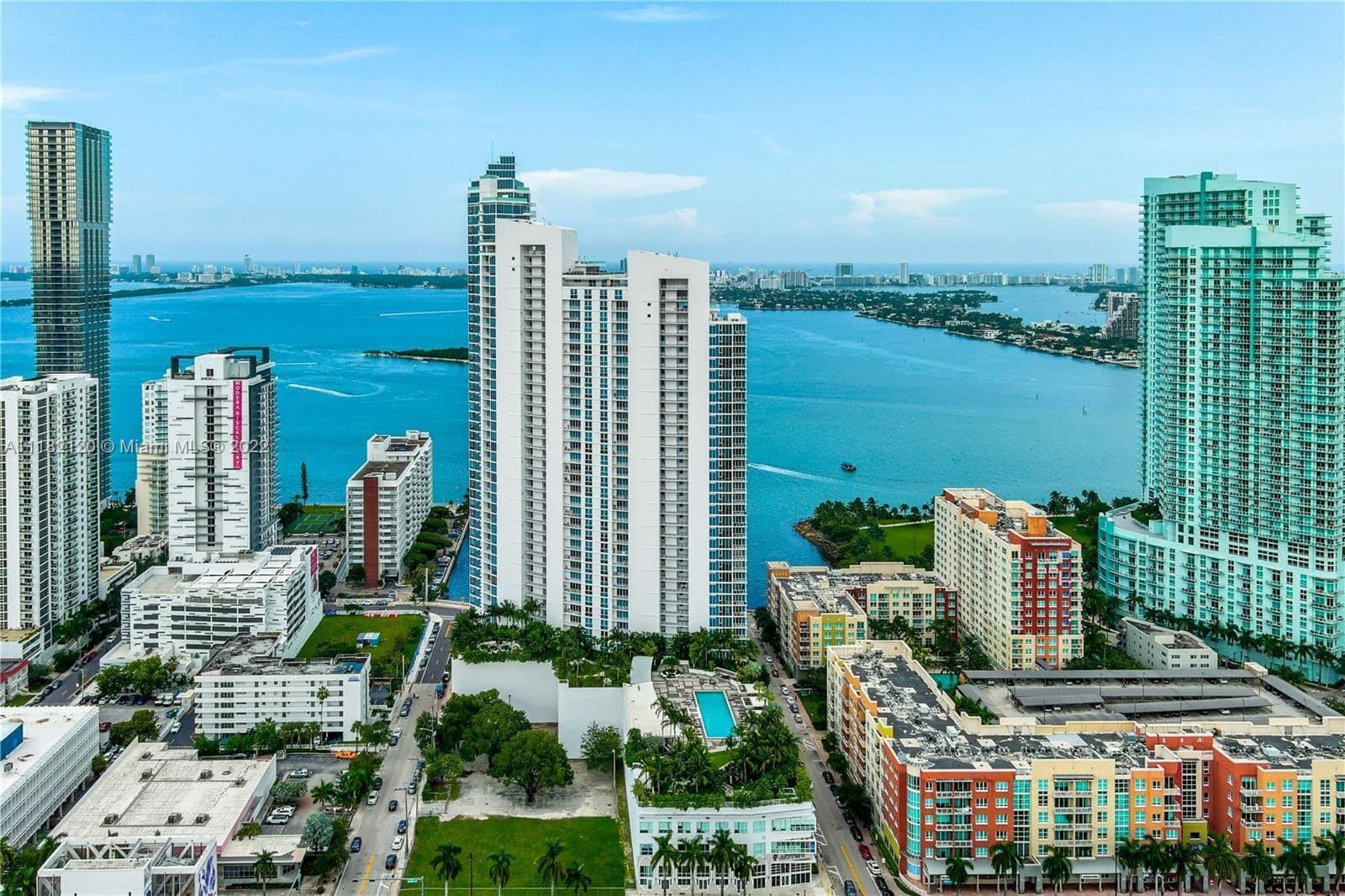 2020 N Bayshore Dr Unit: 3508