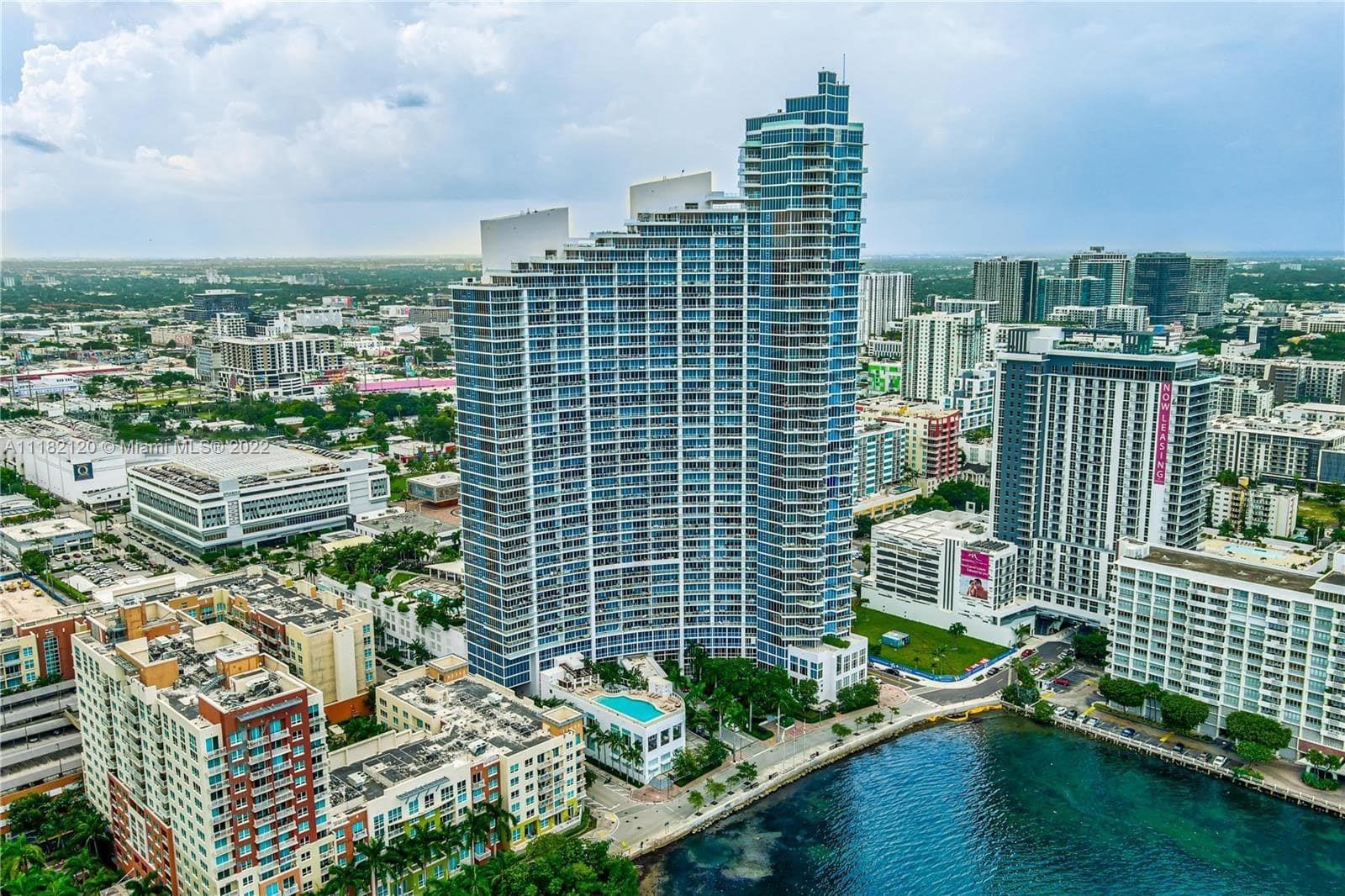 2020 N Bayshore Dr Unit: 3508