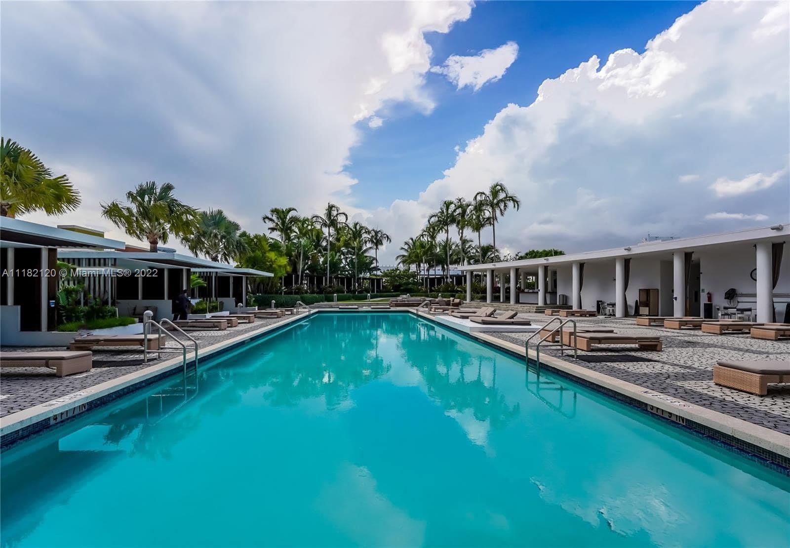 2020 N Bayshore Dr Unit: 3508