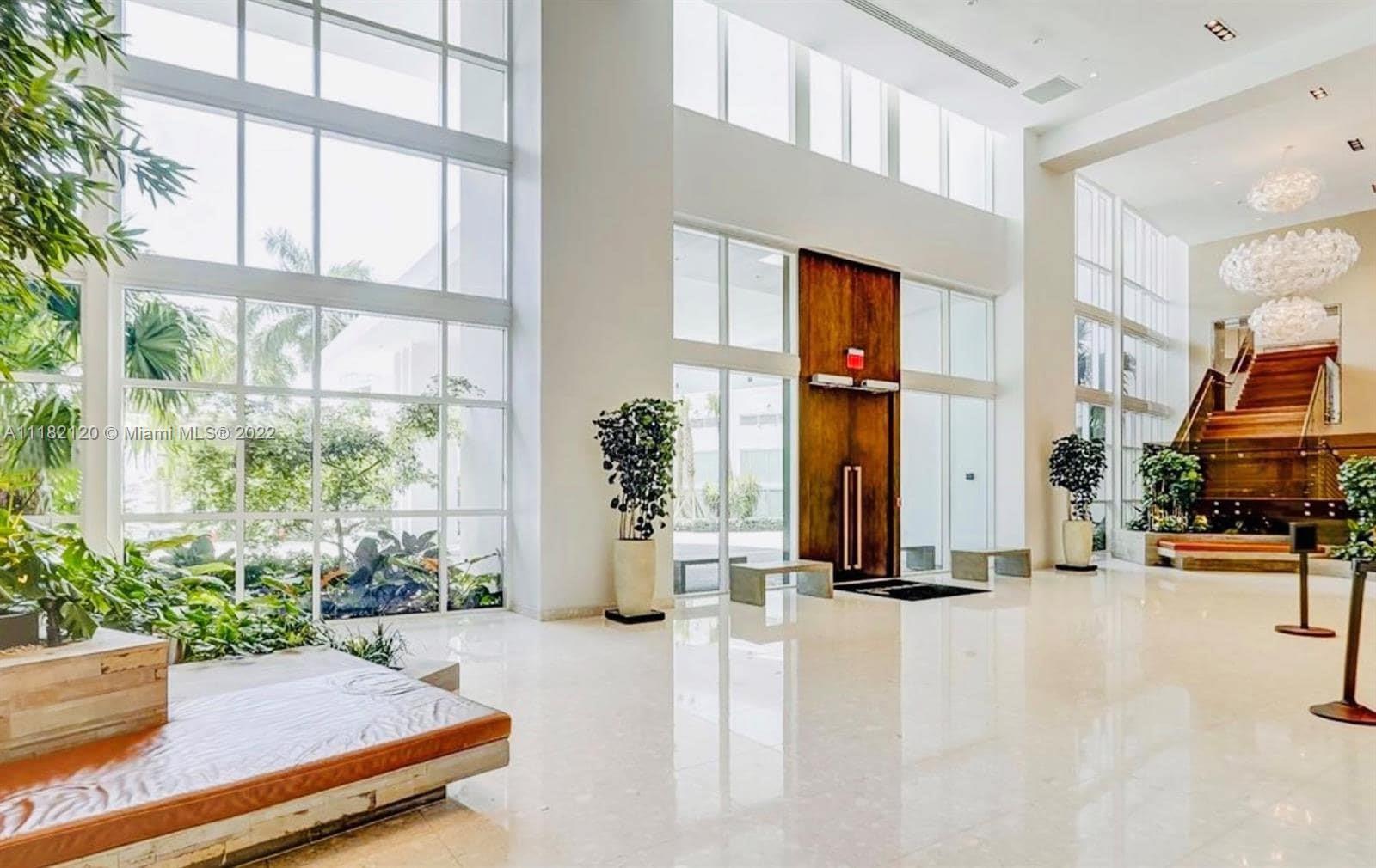 2020 N Bayshore Dr Unit: 3508